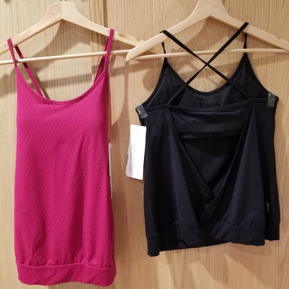Soft and comfortable Tank activewear - Picture 3 of 3